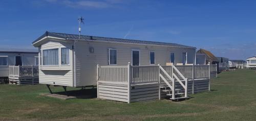 Selsey House | JP Retreat , West Sand Holiday Park, Selsey
