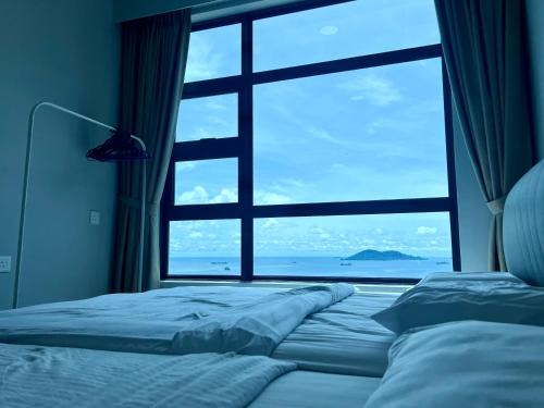 Downtown Kota Kinabalu Apartment | JQ Little Angle 3 小天使民宿3 NEW High Floor Seaview Netflix 6pax