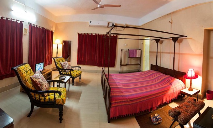 Puri House | Judges Court