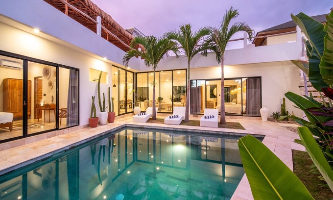 Babakan Villa | JULIA