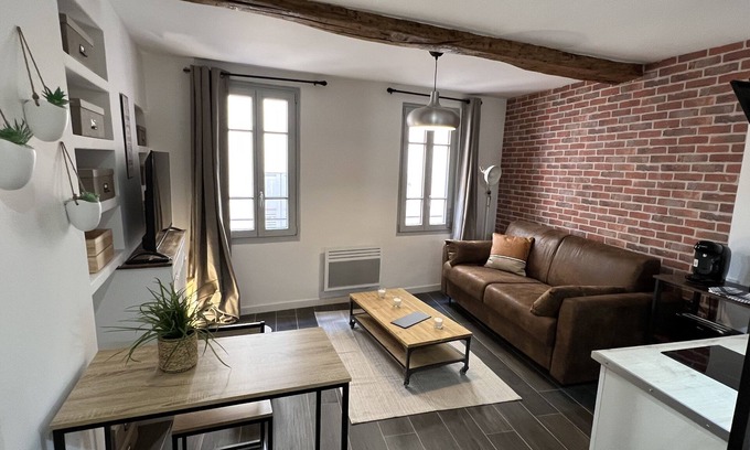 Grasse Apartment | "juliette" Joli Studio Centre Historique Grasse