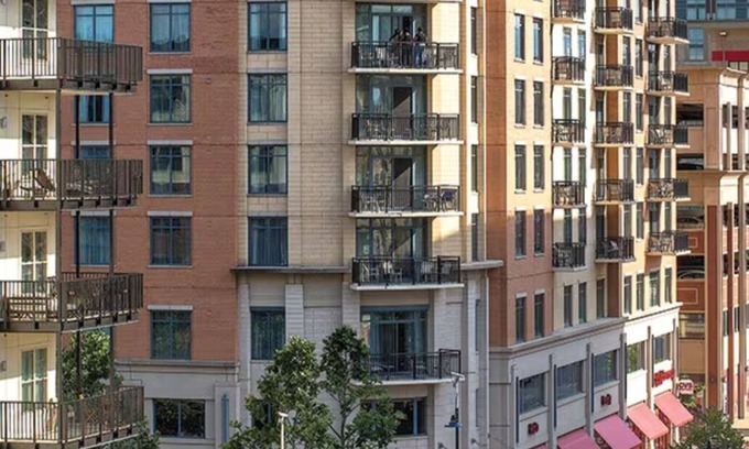 Oxon Hill Resort | July 4th in Washington DC! Fully equipped luxury Condo in an amazing Resort!