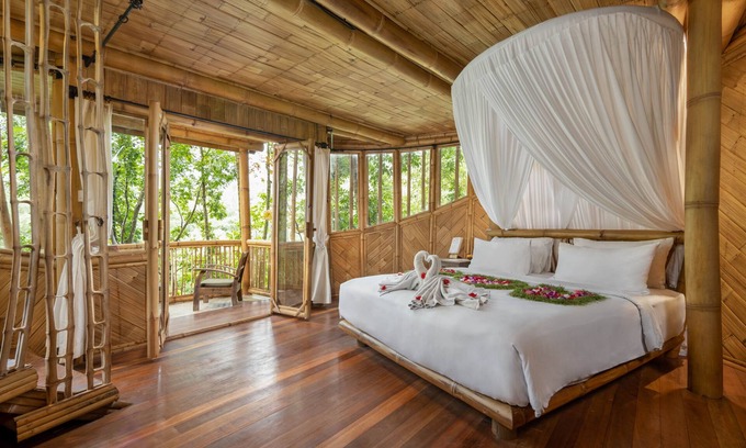 East Selemadeg Villa | June Special Offer! Beautiful1BR Bamboo Villa in Tabanan