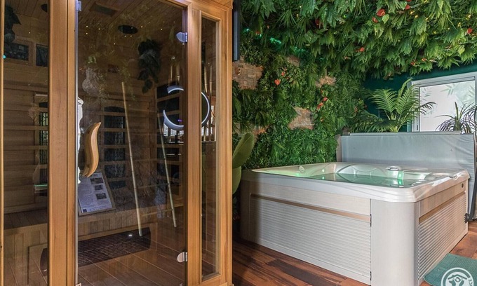Saouzelong - Rangueil Apartment | Jungle Love Room - TOULOUSE