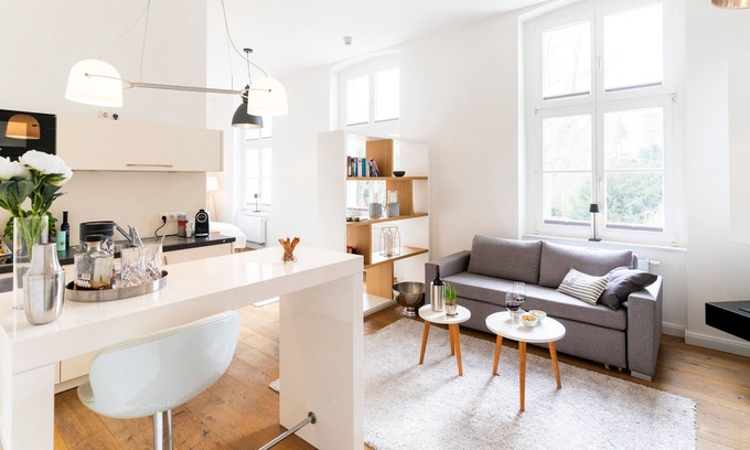 Hohendorf Apartment | Junior Schloss Suite WE 12 - Schloss Hohendorf