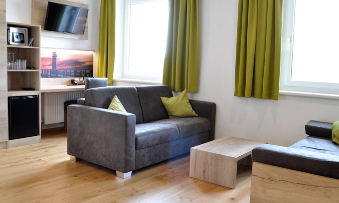 Podersdorf am See House | Junior Suite - Seehotel Herlinde