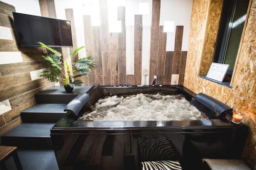 Babilafuente Bed & Breakfast | Junior Suites con Jacuzzi