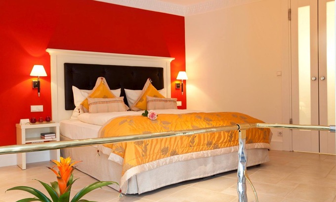 Sudstadt Apartment | Juniorsuite mit kombiniertem Wohn-/Schlafbereich, Dusche und WC