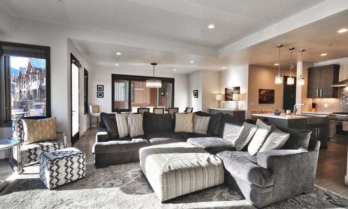 Park City House | Juniper Landing - Luxury Townhouse - Outdoor Pool, Gym, Hot Tub in Canyons Village