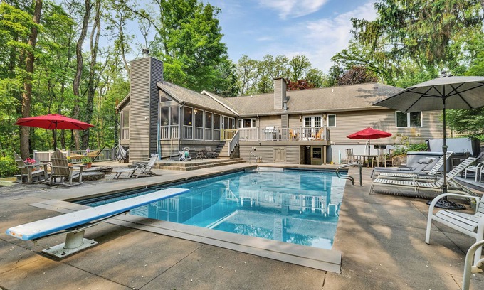Bridgman House | Juniper Presents Hearth & Timber: Hot Tub Nights and Poolside Days