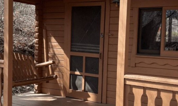 Oaks Corners Cottage | Junius Pond