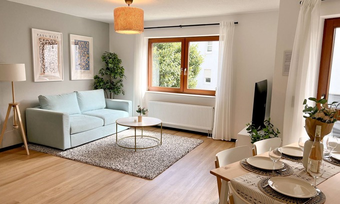 Quint Apartment | JUPAS°| Boho Home with balcony & parking lot