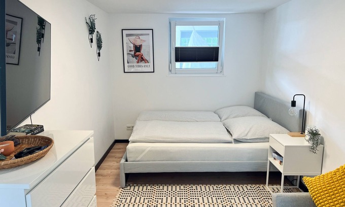 Biewer Apartment | JUPAS° Trier | Studio21 - Terrace & Netflix chic