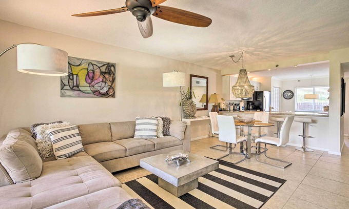 Sea Palms Condo | Jupiter Condo w/Pool Access, Walk to Beach!