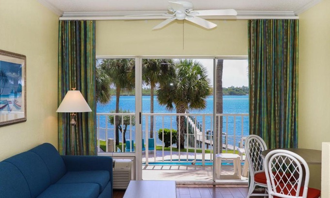 Jupiter Hotel | Jupiter Waterfront Inn
