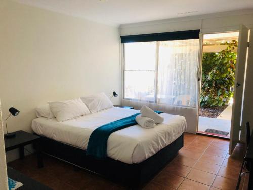 Jurien Bay Hotel | Jurien Bay Hotel Motel