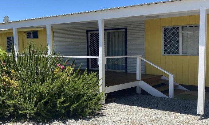 Jurien Bay House | Jurien Bay View Bungalows - Jetty View (5)