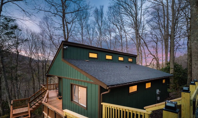 Mill Ridge House | Just 15 minutes from Sugar Ski Mountain, Beech Mountain, and Boone!