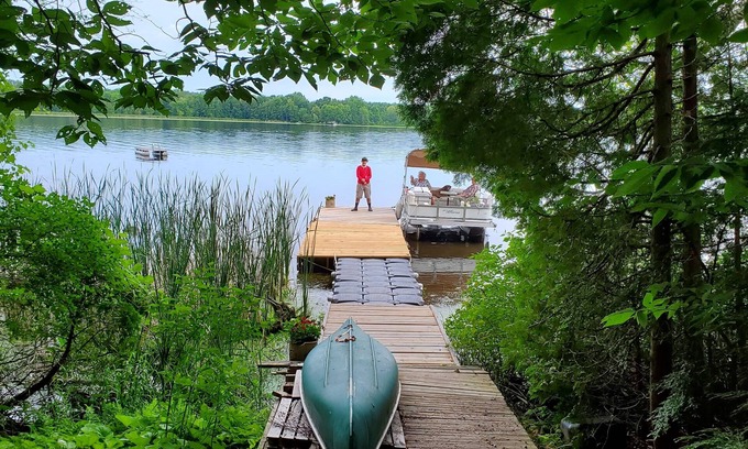Rideau Lakes Cabin | Just a fishing cabin in the woods.