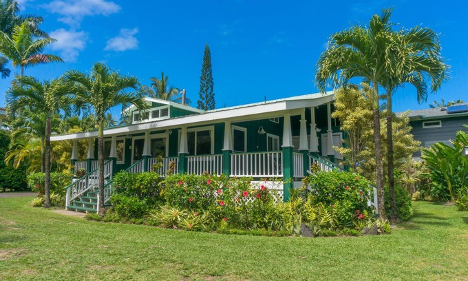 Hanalei Cottage | JUST A THREE MINUTE WALK TO THE BEACH OR TOWN!