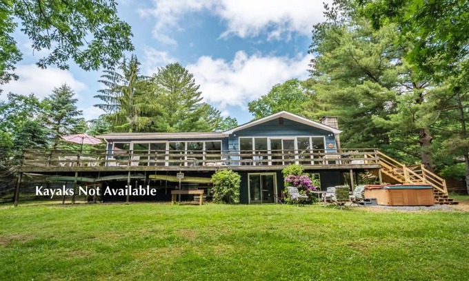 Swanton House | Just Around the Dilly