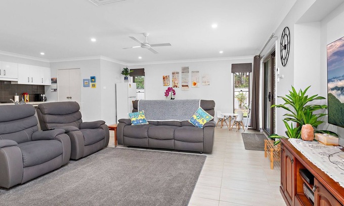 Shoalhaven Heads House | Just Chillin, the ultimate retreat nestled in the serene seaside town of Shoalhaven Heads