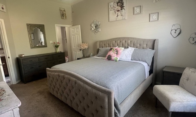 Parkway House | just like home