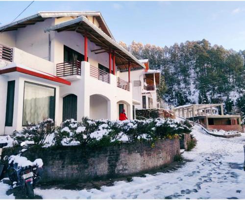 Shyamkhet Resort | Just Naturals Wellness Resort Nainital