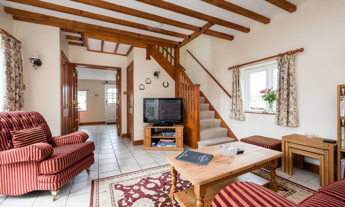 Lyth Hill Cottage | Just south of Shrewsbury. Sleeps 4. Beautiful rural setting - adequate parking.