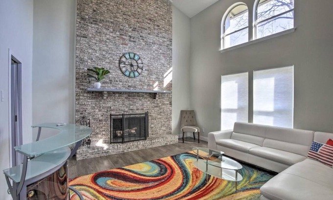 Richardson House | Justin Richardson Home w/Outdoor Oasis & Movie Room