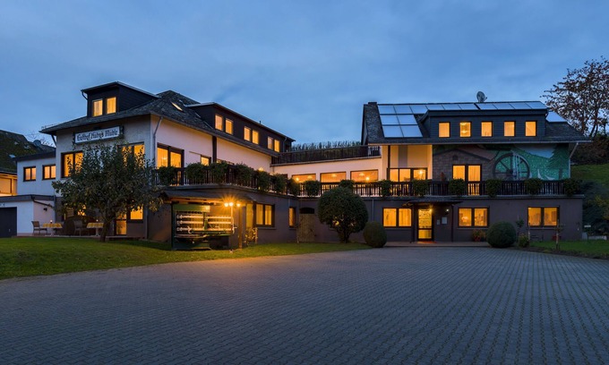 Oestrich-Winkel House | Kühn's Mühle