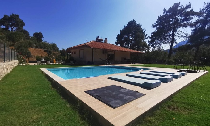 Kumluca Cottage | Kır evi Havuzlu ve Bahçeli (Villa Olymposzaray)