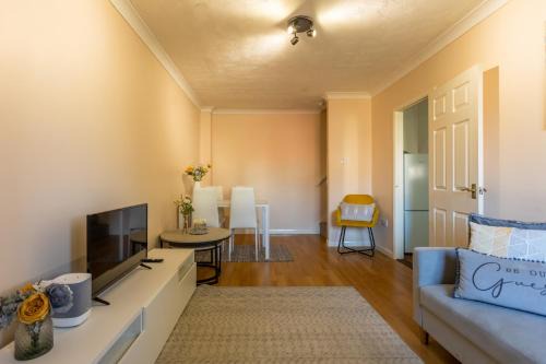 Colchester House | K Suites - Tollgate Court