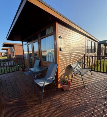 Mablethorpe Ski Chalet | K44 Mablethorpe Chalet Park- Dog Friendly