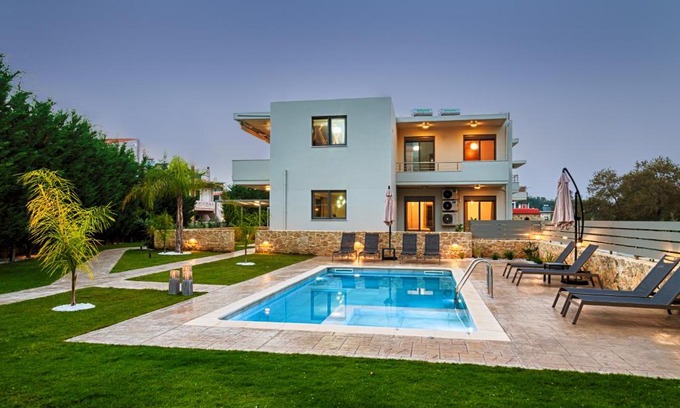 Perivolia Villa | Kagiemar Luxury House