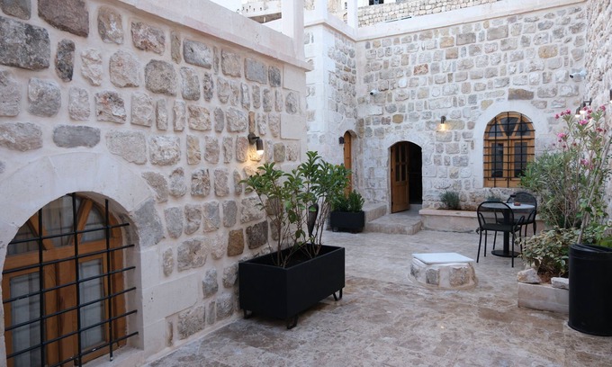 Artuklu Hotel | Kaia House