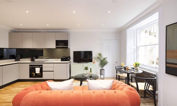 West End Apartment | Kaida Suite - City Centre 1 Bed Studio Apartment