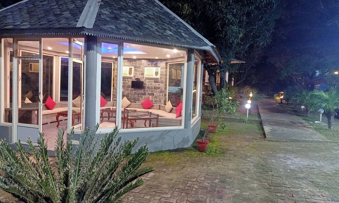 Hoshiarpur Hotel | Kailash Farms Earthen Life