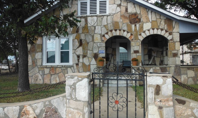 Harper House | Kaiser House in the heart of the Texas Hill Country