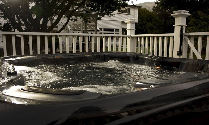 Christchurch Bed & Breakfast | Kaituna Valley Homestead