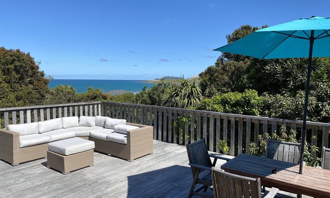 Kaka Point House | Kaka Point Holiday House