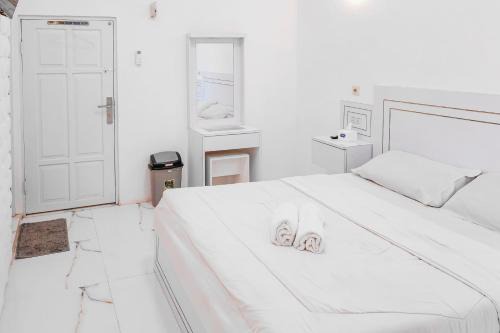 Tegal Hotel | Kaku Maru Kostel Mitra RedDoorz