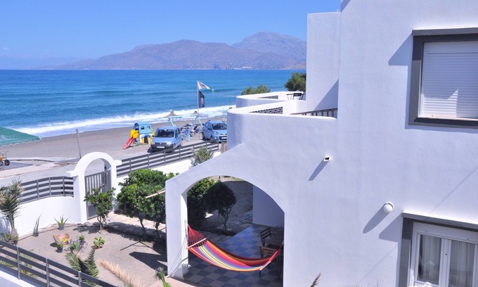 Neo Kalamaki Villa | Kalamaki SeaSide - Entire Villa right in front of the beach
