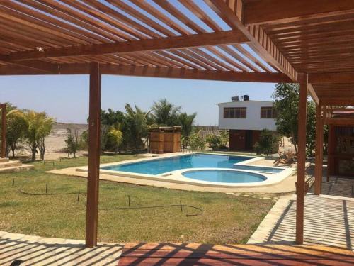 Colan Apartment | Kalani heights 1 bedroom house that sleeps 6
