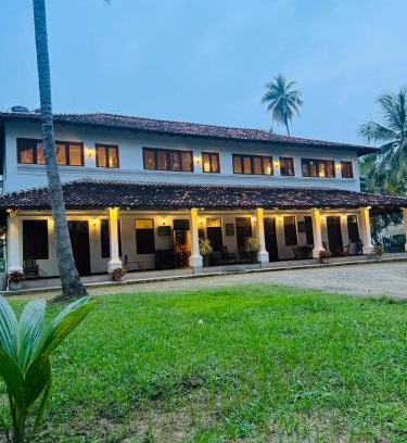 Ipalogama Bed & Breakfast | Kalawewa Villa