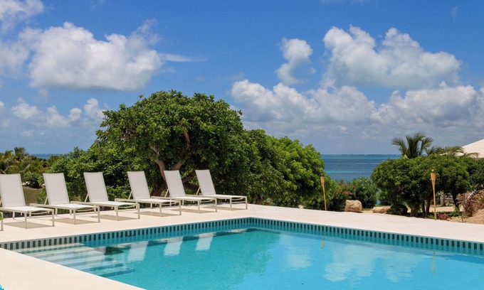Great Guana Cay Resort | Kalopsia Seaside Villas & Marina