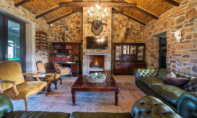 Breede Valley Cabin | Kamagu Safari Lodge