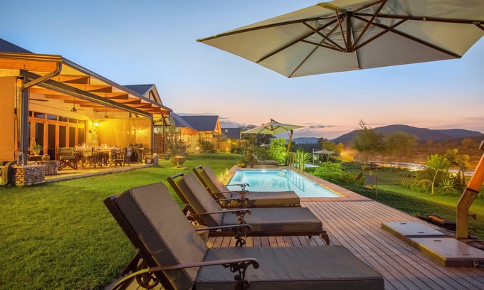 Malelane Cabin | Kambaku River Lodge