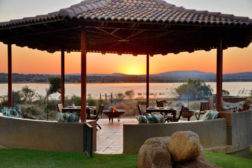 Madibeng House | Kameeldrift Waterfront Estate & Resort