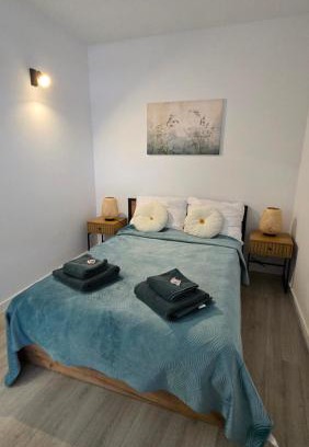 Starogard Gdanski Apartment | Kameralny NOWY Apartament w centrum miasta, Duży Parking, FV, Luksusowo wyposażony, PlayStation 5, Balkon, Klimatyzacja, Taras, Winda, Wyposażona kuchnia